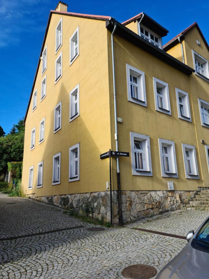 Apartament W Starej Szkole Apartamento Srebrna Góra Exterior foto